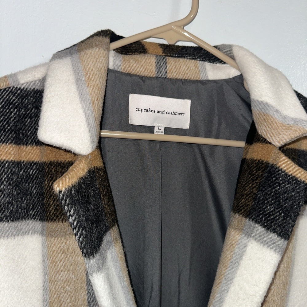 Evereve Cupcakes & Cashmere Emilie Plaid Button Coat SIZE LARGE - Picture 4 of 5